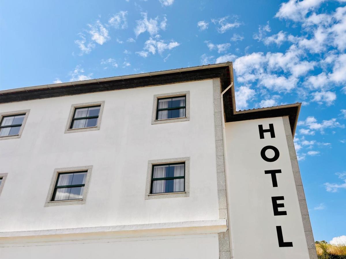 Vinhais Hotel Экстерьер фото