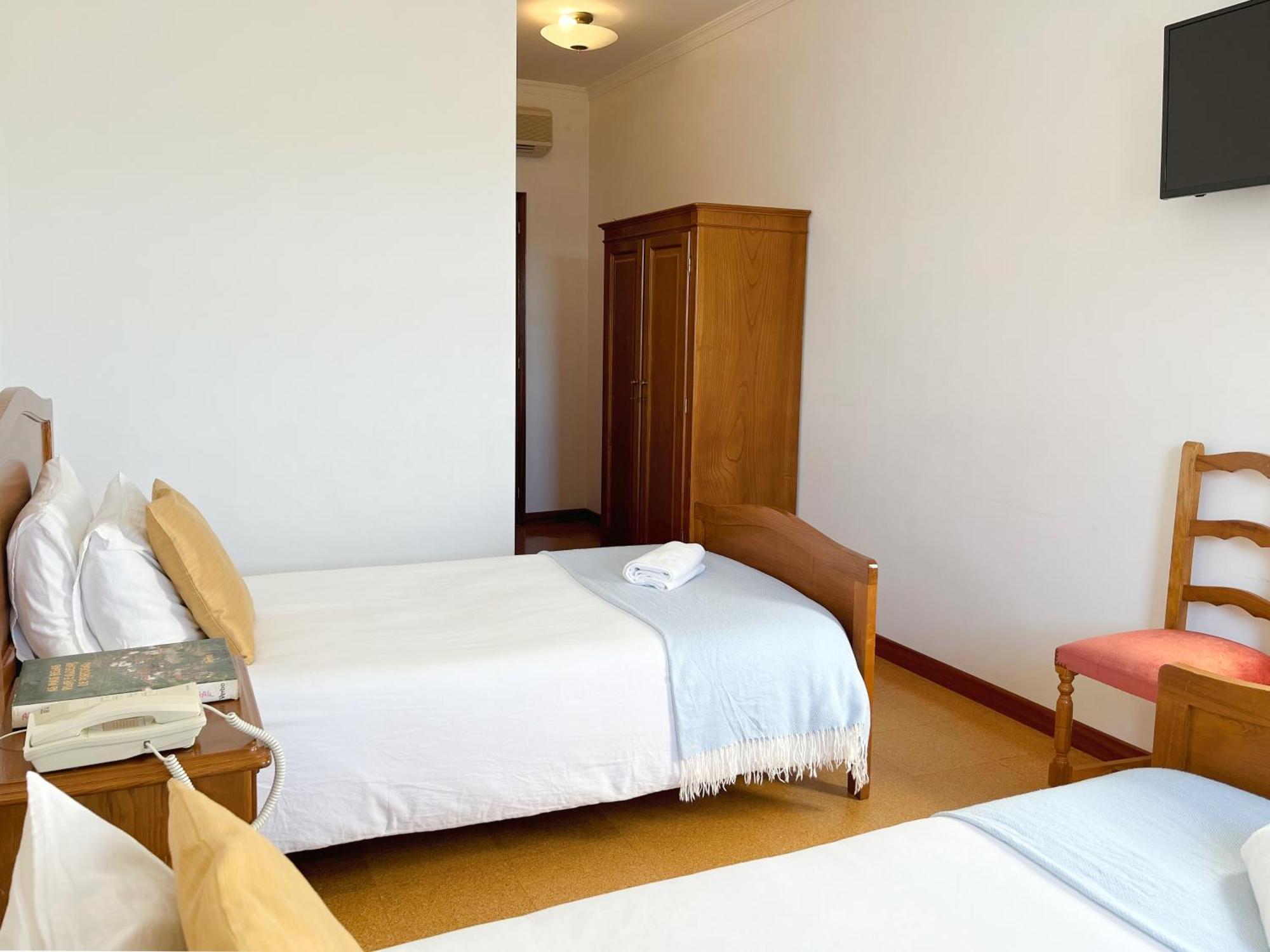 Vinhais Hotel Экстерьер фото