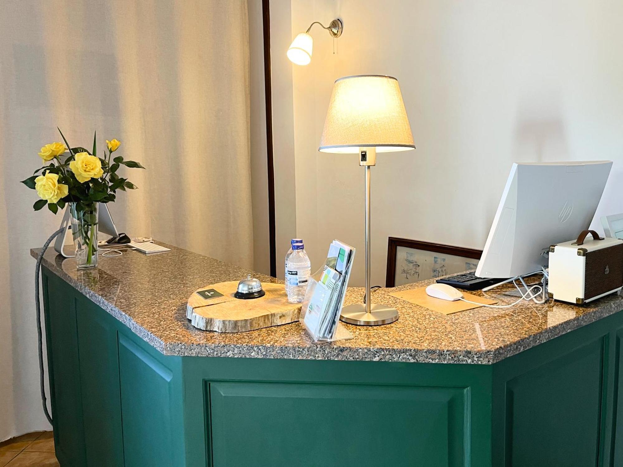 Vinhais Hotel Экстерьер фото